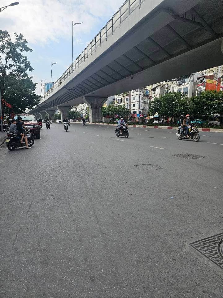 Nhà phố Hồng Mai, Hai Bà Trưng 42m² giá thỏa thuận - Đầu tư sinh lời ngay!