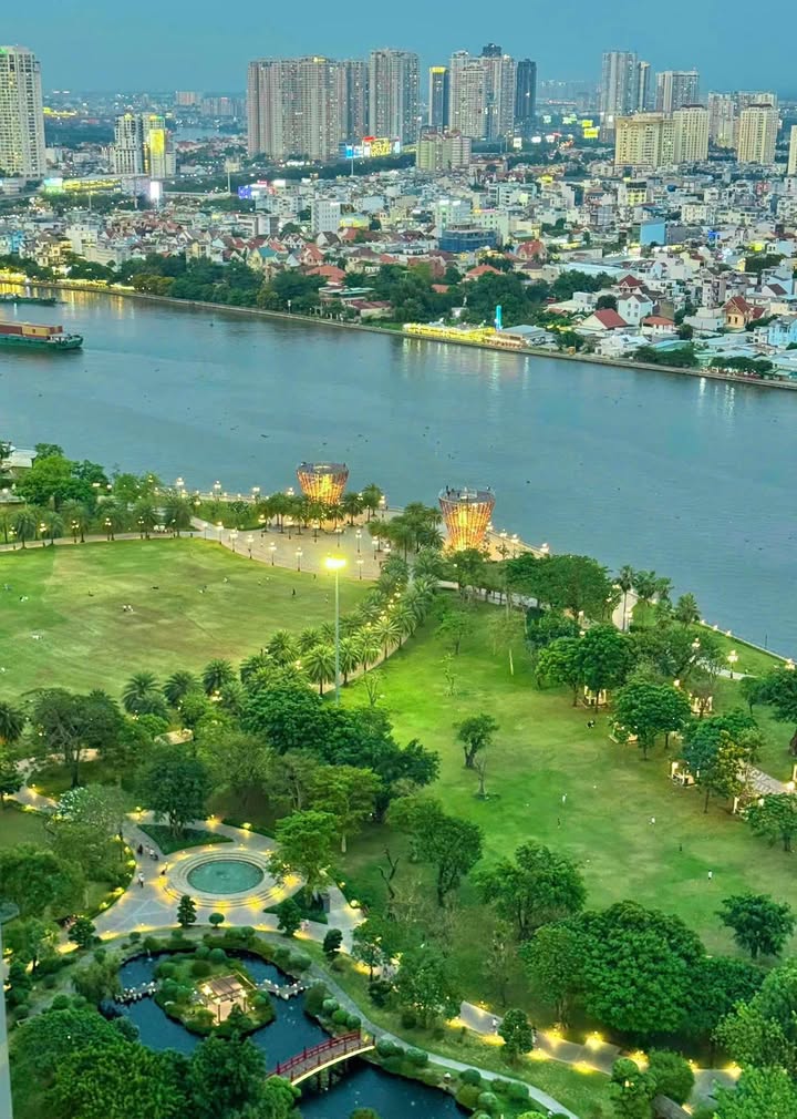 Căn hộ Vinhomes Central Park 84m² giá 11.5 tỷ - Sẵn sàng vào ở ngay!