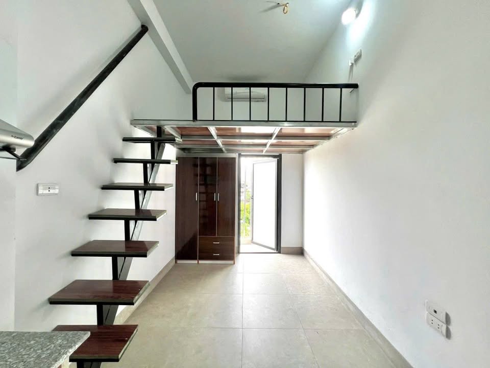 Phòng cho thuê ngõ 38 Xuân La 25m² giá 4.2 triệu - Tiện nghi đầy đủ, sẵn sàng vào ở!