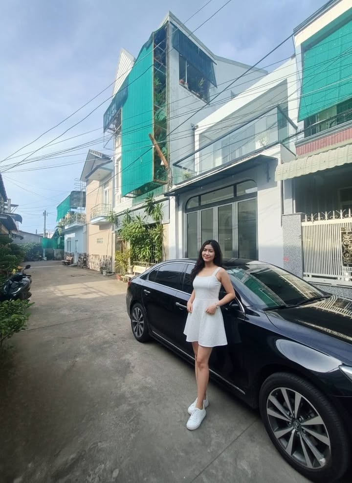 Nhà lầu mới Hẻm 86 Cách Mạng Tháng 8, Bình Thủy 72m² giá chỉ 3.39 tỷ - Sẵn sàng vào ở!