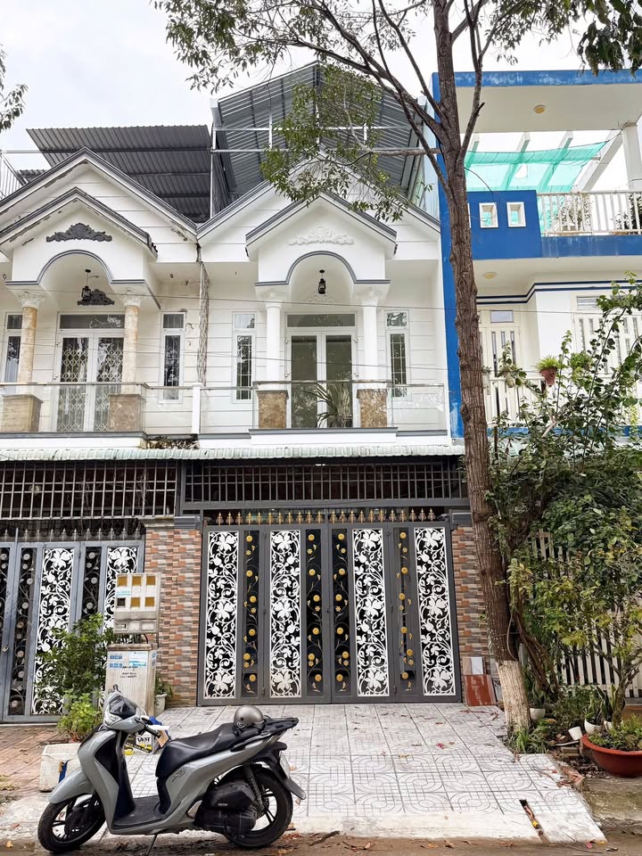 Nhà 1 Trệt 1 Lầu Đẹp Tại An Bình, Cần Thơ - Giá Chỉ 5.95 Tỷ!