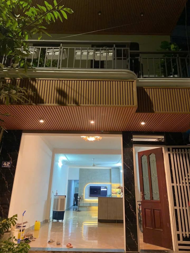 Nhà 3 tầng phường Tân Sơn, Thanh Hóa 97m² giá 5 tỷ - Chính chủ cần bán gấp!