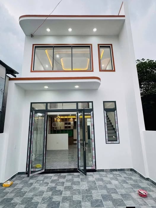 Nhà gác lửng đẹp tại Thới Hòa, Bến Cát 100m² giá chỉ 2,05 tỷ - Thiết kế hiện đại, sẵn sàng ở ngay!