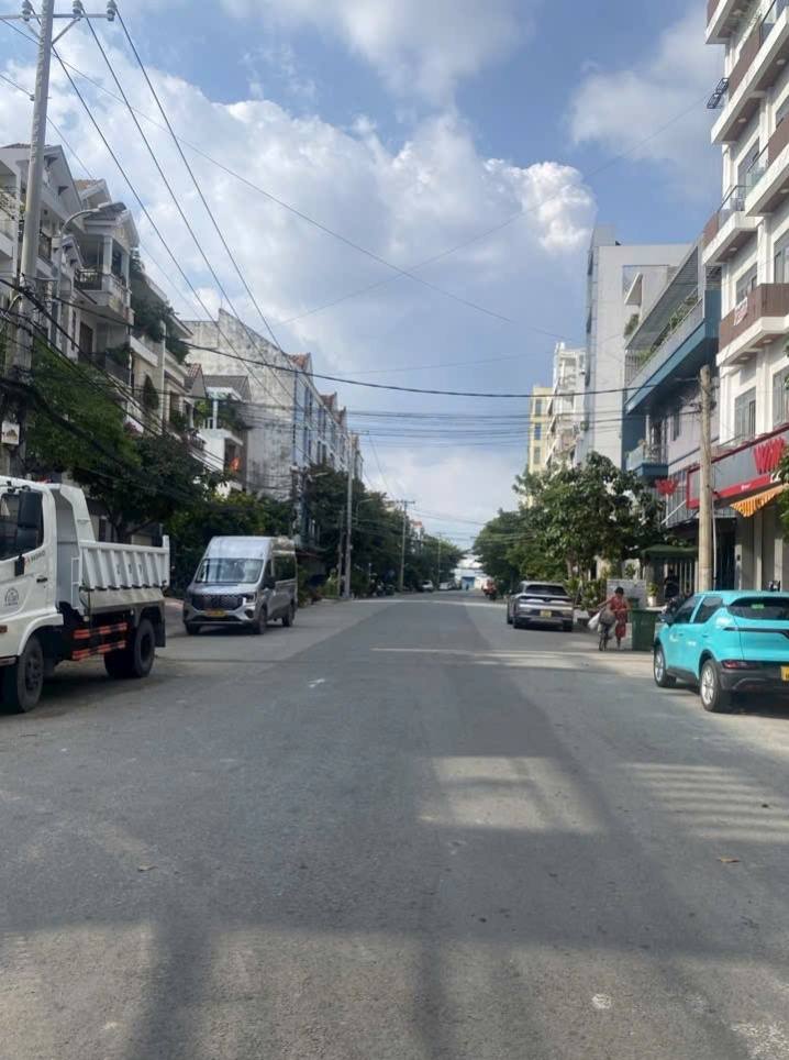 Nhà mặt tiền đường Huỳnh Tấn Phát, Phú Thuận 62m² giá 5 tỷ - Đầu tư sinh lời ngay!