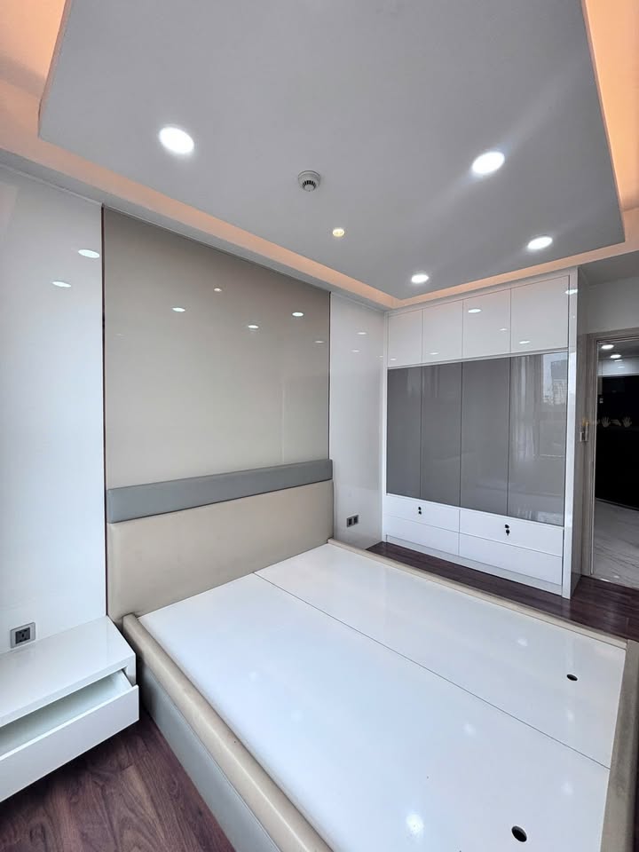 Căn hộ Midtown M6 quận 7 121m² giá 13,5 tỷ - View sông tuyệt đẹp!