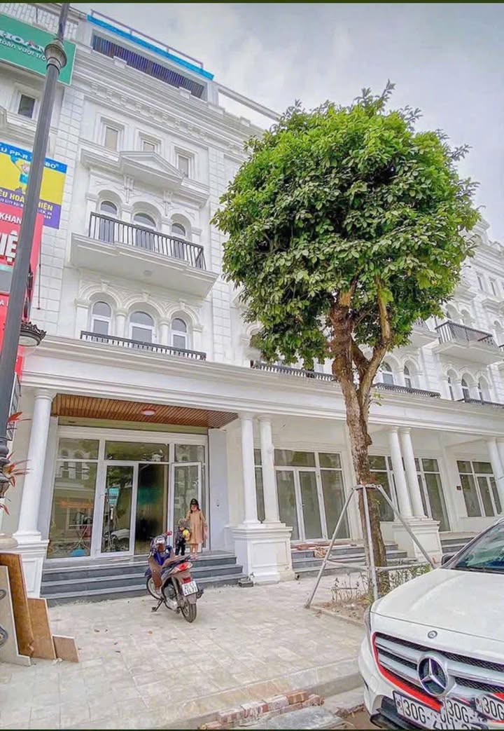 Cho thuê nhà liền kề Louis 4, Đại Mỗ 100m² giá 33 triệu - Phù hợp làm văn phòng!