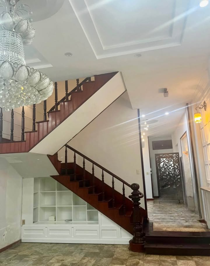 Nhà mặt tiền Dương Đình Nghệ, Sơn Trà, Đà Nẵng 88m² giá 13.5 tỷ - Đầu tư sinh lời bền vững!