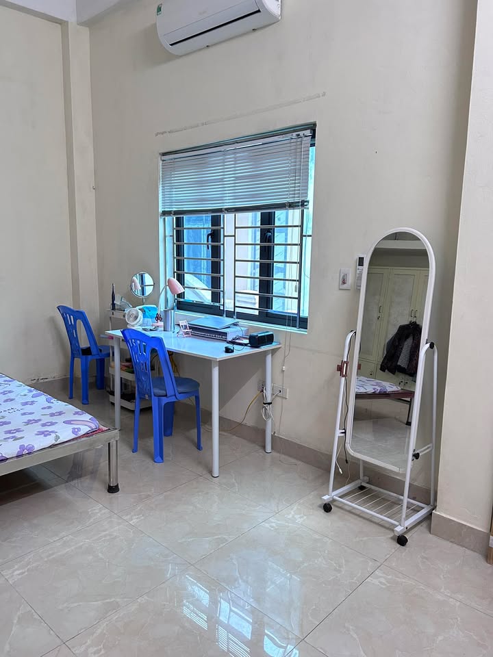 Phòng cho thuê tại Ngõ 51 Văn Trì, 30m² giá 3.2 triệu - Sẵn sàng vào ở ngay!