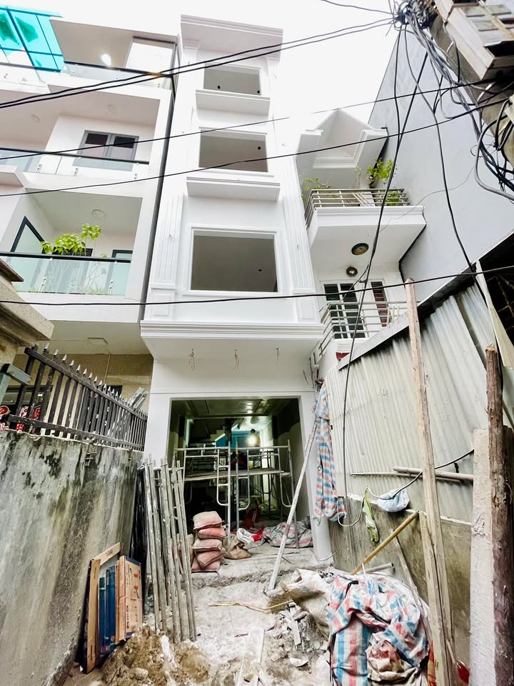 Nhà riêng 4 tầng Trần Nguyên Hãn 48m² giá 3.55 tỷ - Sổ đỏ chính chủ, không thể bỏ lỡ!