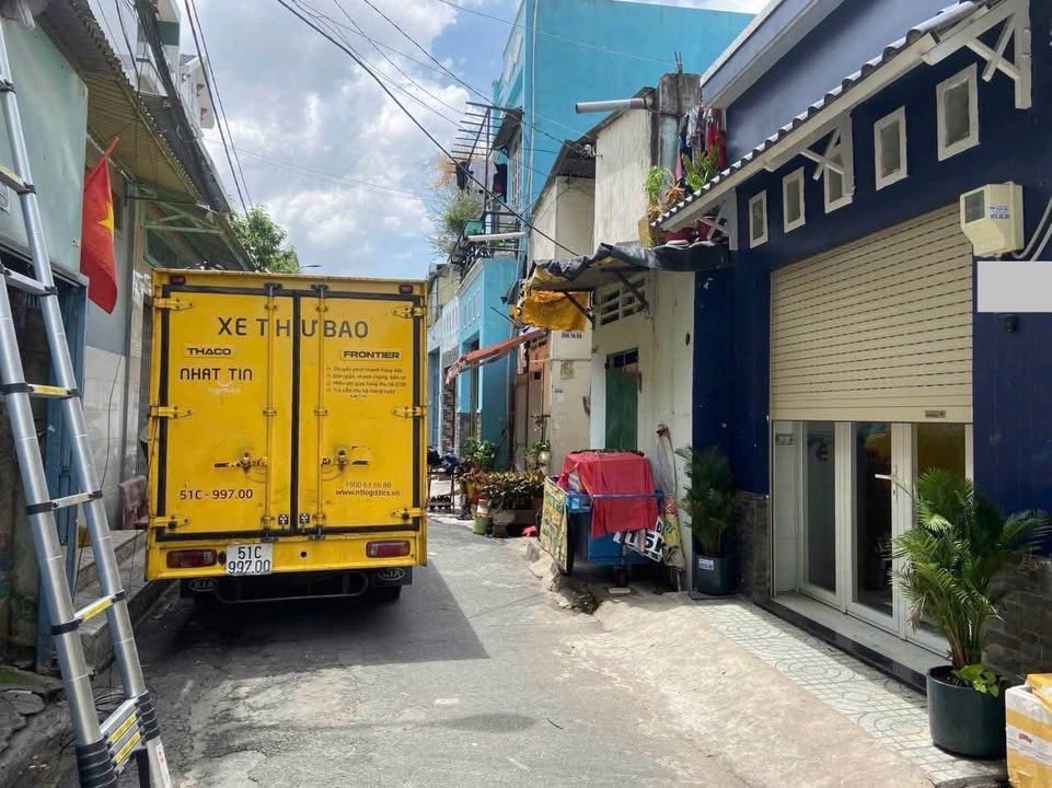 Bán nhà mặt tiền đường Tân Thới Nhất 9 45m² giá 4.6 tỷ - Khu kinh doanh sầm uất!