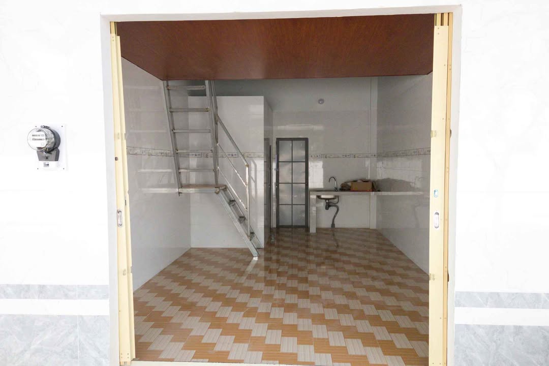 Phòng trọ cho thuê mặt tiền Đinh Công Chánh, 20m² chỉ 1.5 triệu - Không gian yên tĩnh, thoáng mát!