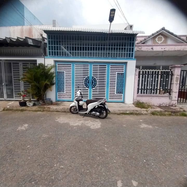 Nhà cấp 4 Long Phước, Long Hồ 98.6m² giá 1.53 tỷ - Sẵn sàng vào ở!