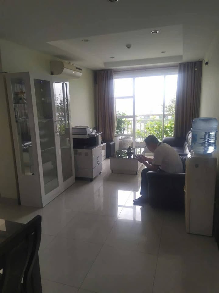 Căn hộ Cao Ốc Thịnh Vượng Quận 2 122m² giá 5.2 tỷ - Tầng cao thoáng mát!