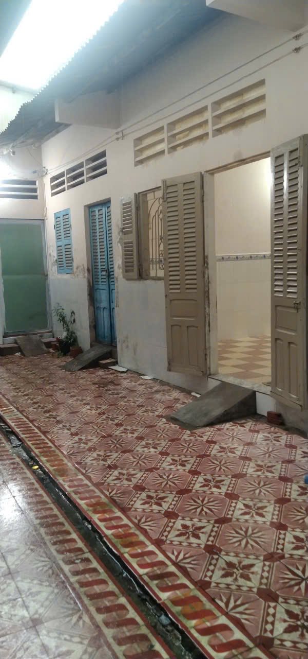 Phòng trọ cho thuê tại 175 Nguyễn Văn Linh, Sóc Trăng chỉ 1.2 triệu/tháng - Địa điểm lý tưởng!