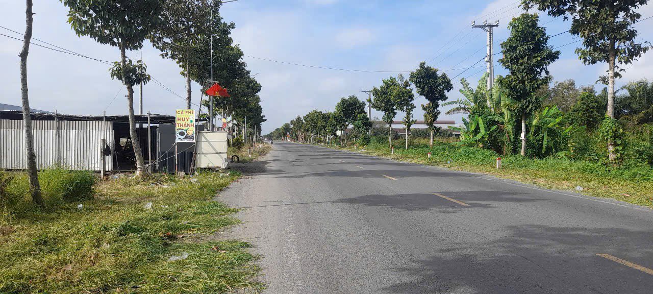 Đất mặt tiền đường Xuyên Á, xã Giục Tượng, 2185.95m² giá 2.2 tỷ - Tiềm năng kinh doanh lớn!