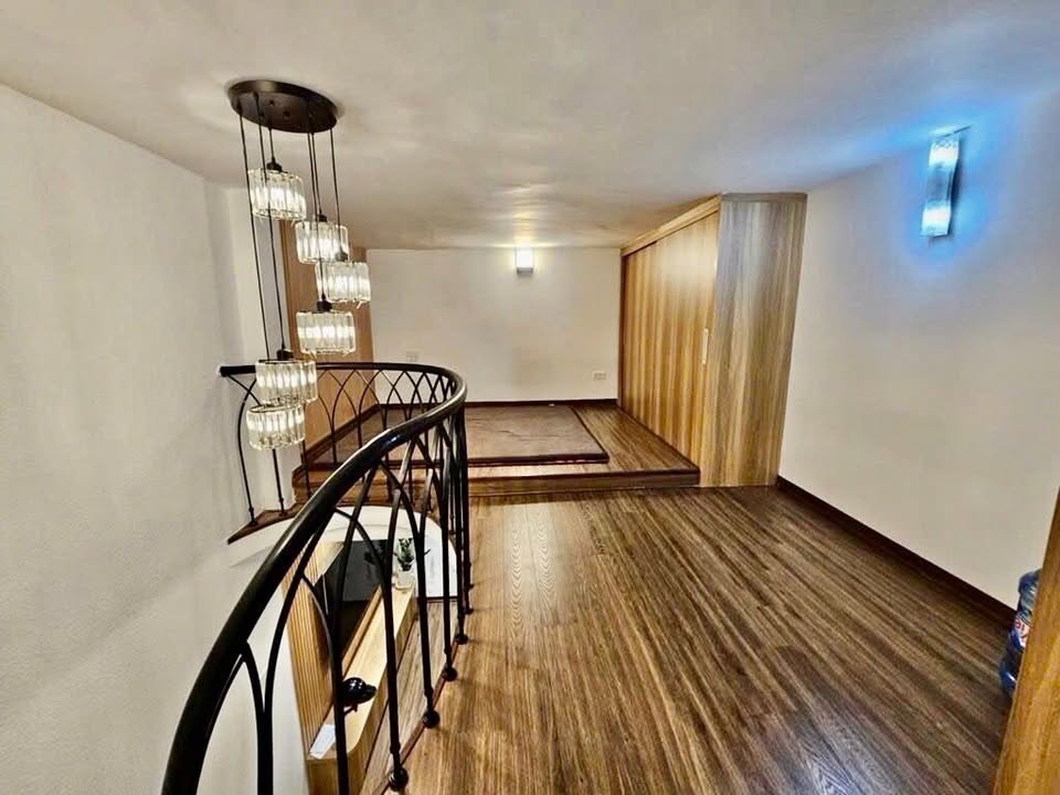 SmallHouse Hàng Điếu Hoàn Kiếm 42m² giá 4.2 tỷ - Đầu tư sinh lời ngay!