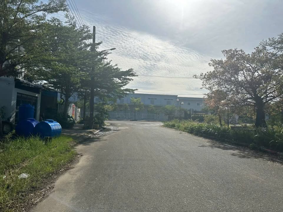 Đất nền đường Huỳnh Quảng, KĐT Hoàng Tâm, Cà Mau 120m² giá 1.14 tỷ - Sổ đỏ chính chủ!