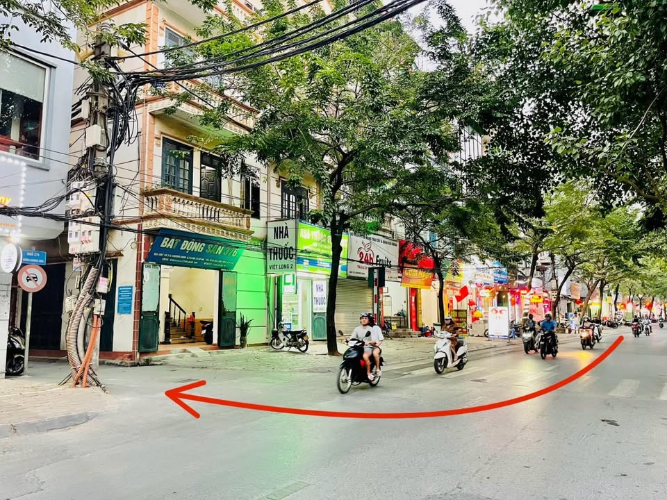 Chung cư mini Ngã Tư Sở 58m² giá 10.8 tỷ - Thuận tiện đầu tư sinh lời!