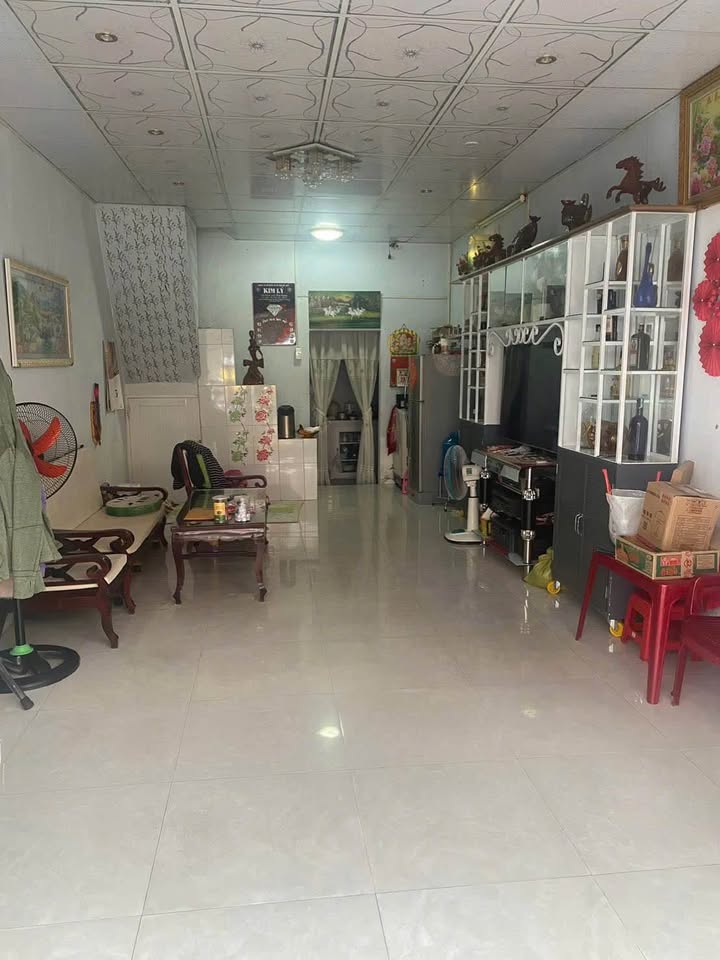 Nhà mặt tiền Bà Triệu, Sóc Trăng 30m² giá 1.2 tỷ - Cơ hội đầu tư hiếm có!