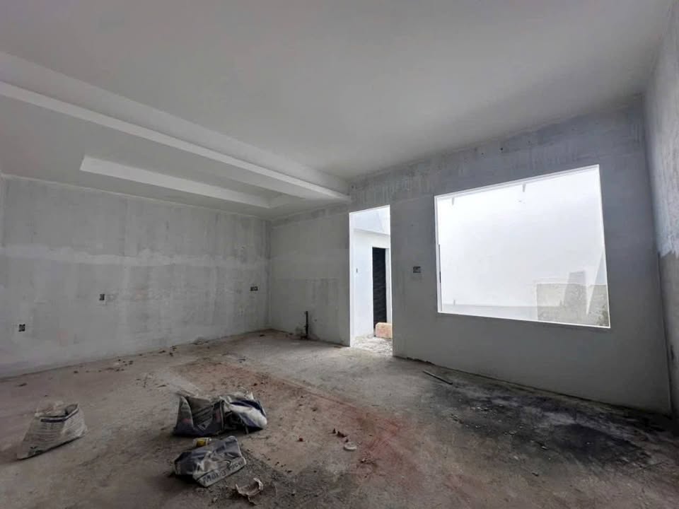 Nhà riêng Hẻm 85 Cách Mạng Tháng 8, Tây Ninh 203m² giá 2.52 tỷ - Cần bán gấp!