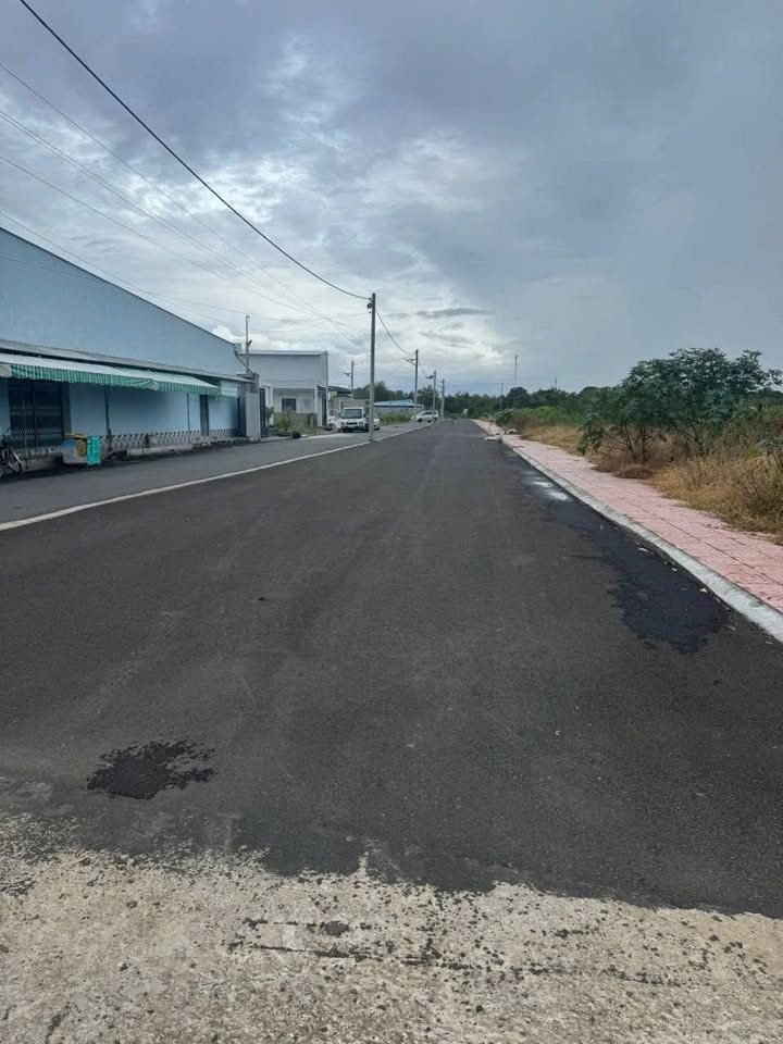 Đất nền phường Trà Vinh 125m² giá 999 triệu - Sổ hồng chính chủ, thổ cư 100%!