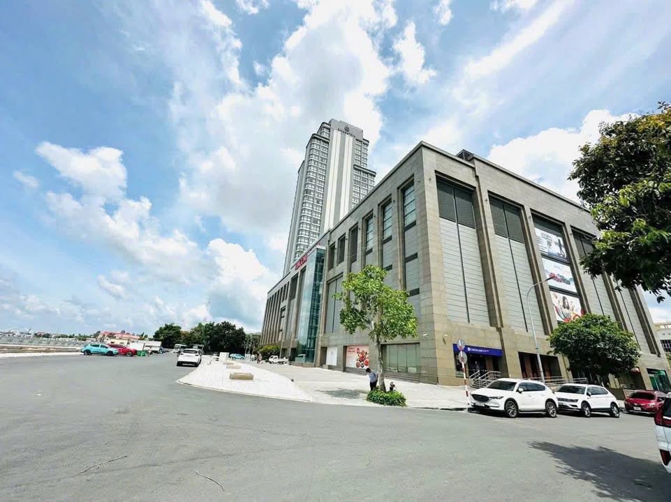 Shophouse Vincom Xuân Khánh 112m² giá thỏa thuận - Vị trí đắc địa thuận tiện kinh doanh