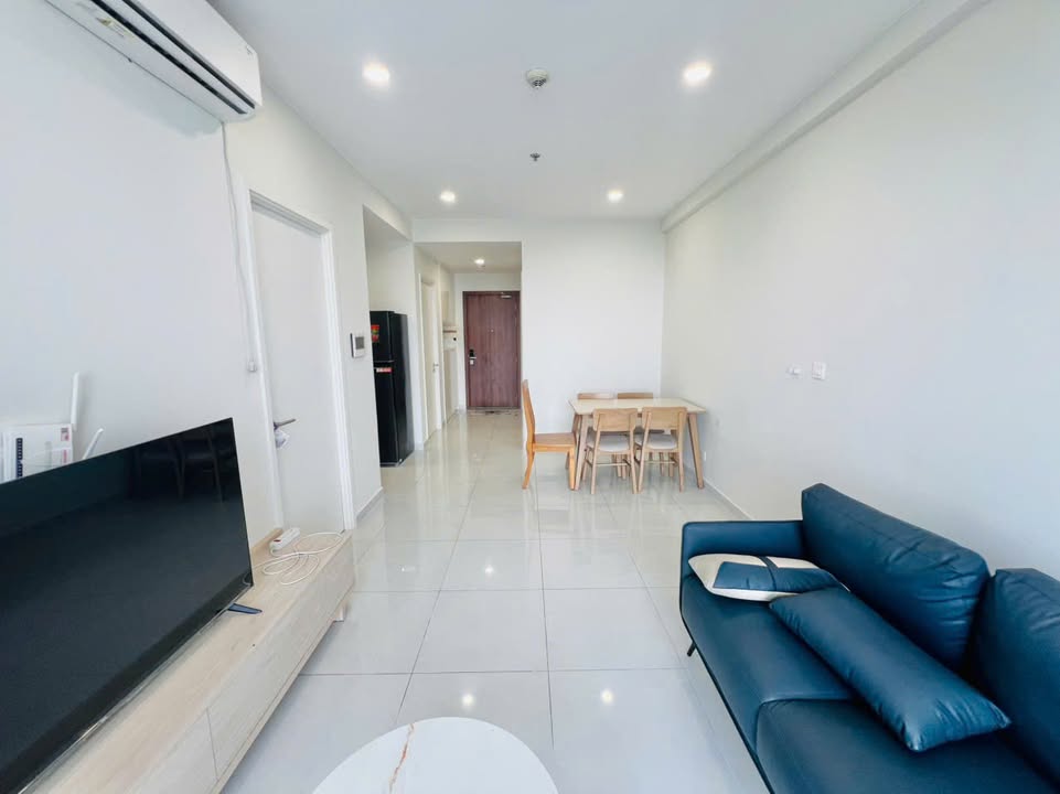 Căn hộ The Emerald Golf View Thuận An 76m² giá 9 triệu - Full nội thất, sẵn sàng vào ở!