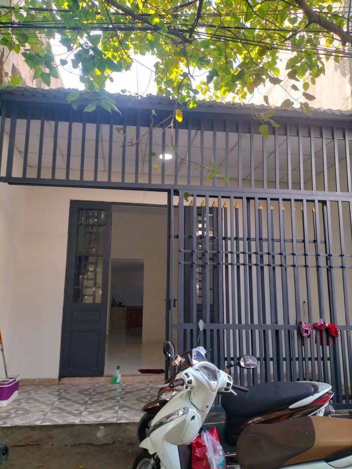 Nhà riêng Hẻm 76 Trần Thị Dương, Dĩ An 50m² giá 1.58 tỷ - Gần trường học và chợ