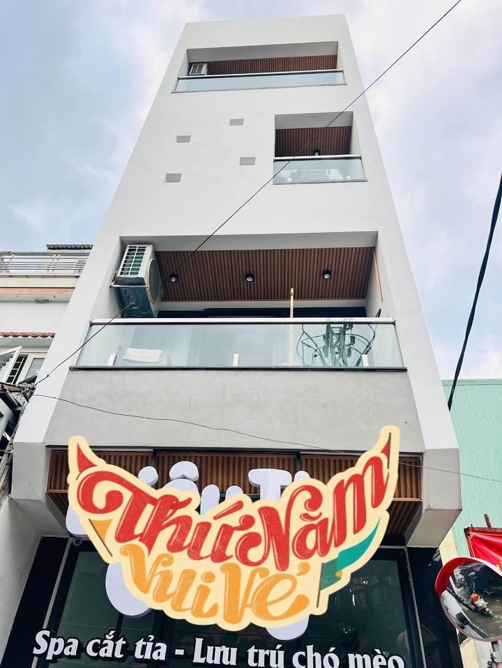 Căn hộ lô góc Hoàng Diệu - 61m² giá 8.8 tỷ - Dòng tiền 40 triệu/tháng