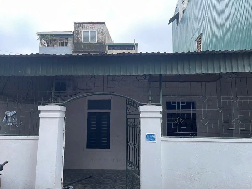 Nhà C4 Cửa Nam 88m² giá 3 tỷ - Vị trí đắc địa gần cầu vượt