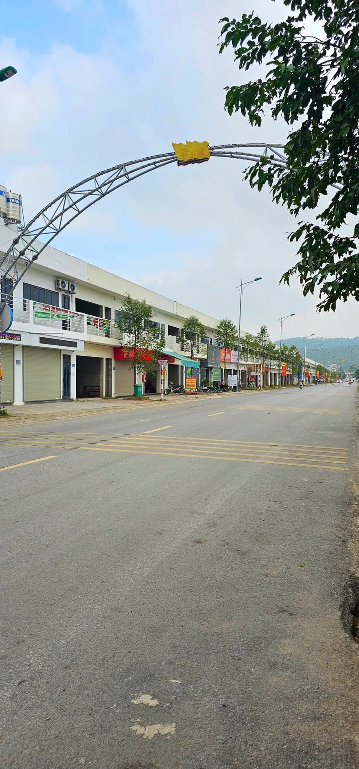 Lô đất Đông Sơn Thanh Hóa 110m² giá 3.59 tỷ - Vị trí đắc địa ngay chợ đầu mối!