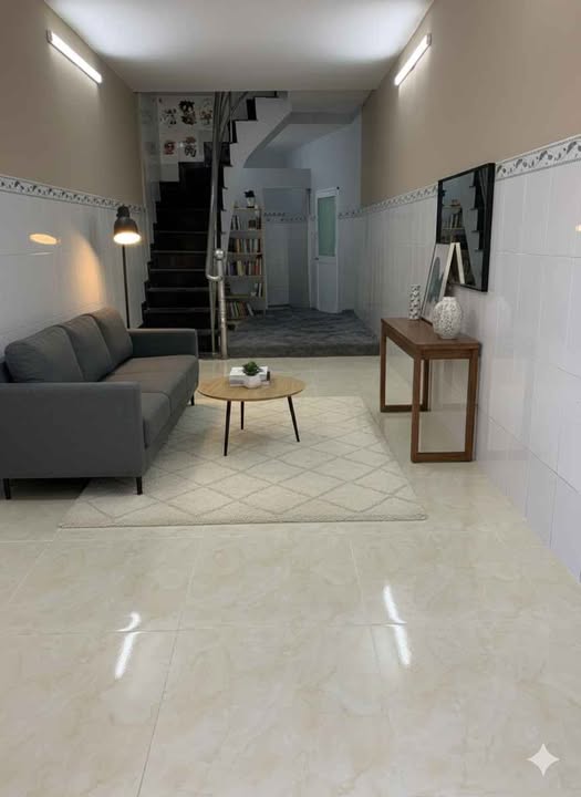 Nhà phố quận 8 đường Phạm Thế Hiển 30.6m² - Sẵn sàng vào ở ngay!