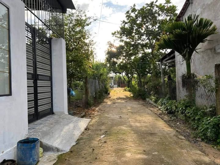 Đất thổ cư 152.62m² hẻm 44 Duy Tân - Giá chỉ 600 triệu VND!