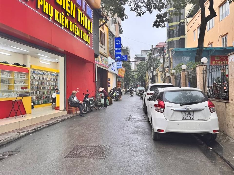 Nhà riêng Đội Cấn 35m² giá 8.5 tỷ - Nhà mới đẹp ở ngay!