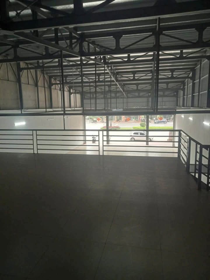 Nhà cho thuê mặt đường Đông A - Diện tích 400m² chỉ 70 triệu/tháng