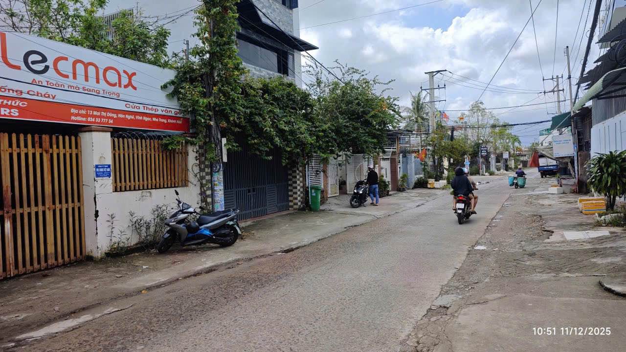 Nhà 3 tầng mặt tiền đường Mai Thị Dõng, Vĩnh Ngọc, Nha Trang 320m² giá 7.05 tỷ - Đầu tư sinh lời lý tưởng!