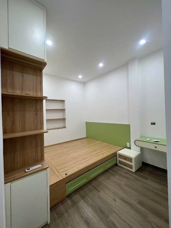 Nhà đẹp Phúc Tân 20m² giá 3,85 tỷ - Sổ đỏ chính chủ, ở ngay!