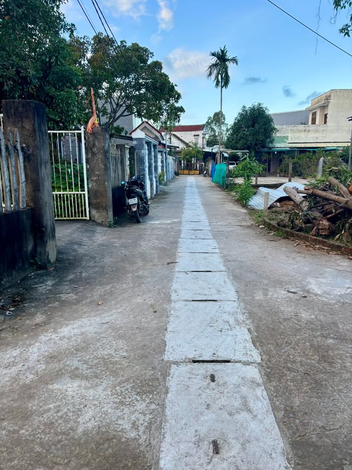 Đất nền Hòa Tiến Đà Nẵng 125m² giá 2 tỷ - Vị trí trung tâm đắc địa!