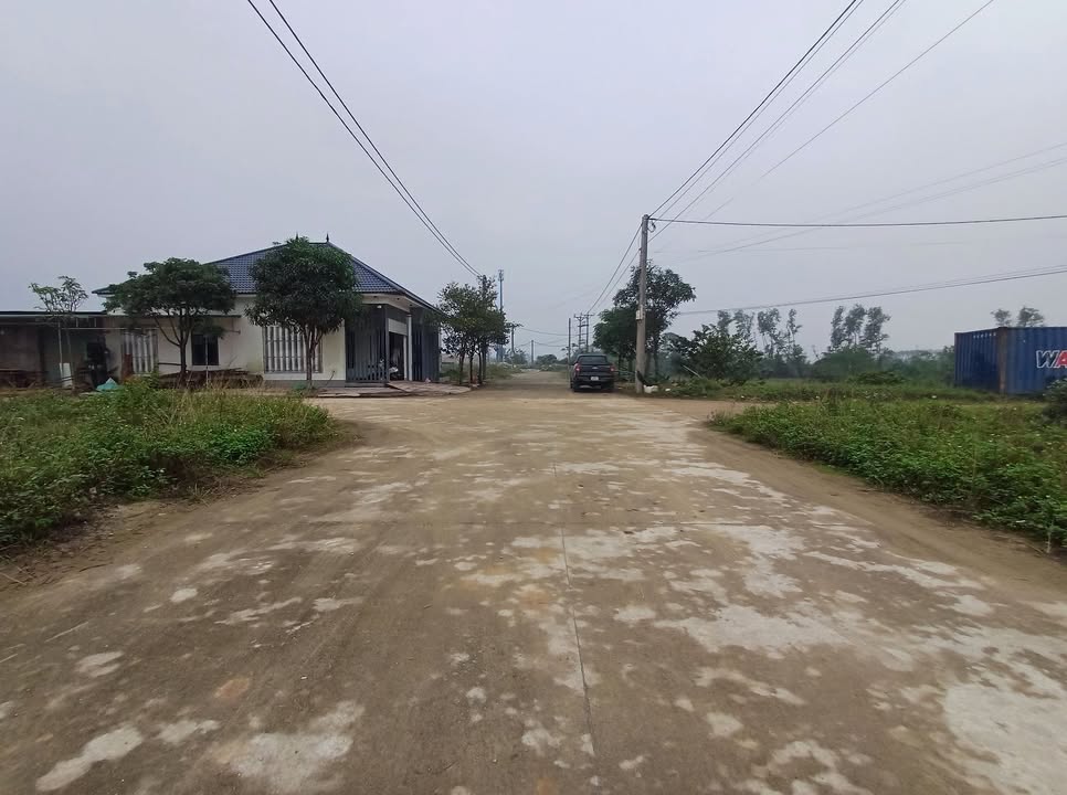 Đất nền Thạch Tân 233m² giá 3 tỷ - Đường Nguyễn Hoành Từ, vị trí đẹp!