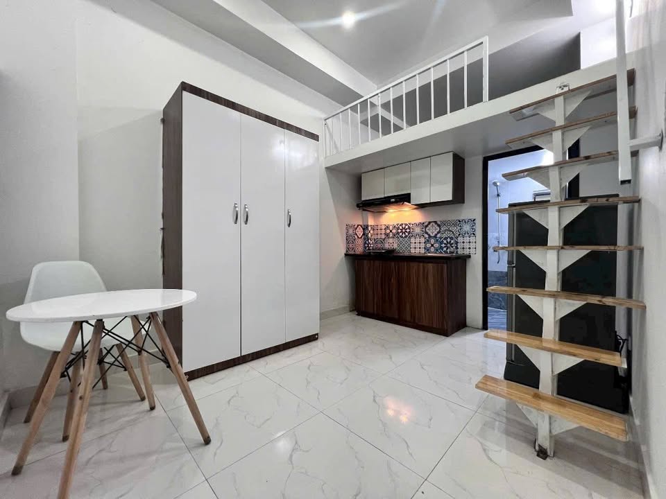 Phòng gác lửng cho thuê tại Ngõ 87 Yên Xá, 23m² - Không chung chủ, giờ giấc tự do!