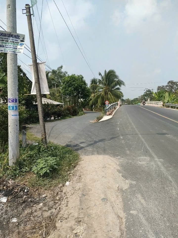 Nhà bán Tân Phú Trung 148m² giá 1 tỷ - Gần chợ, thuận tiện giao thông!