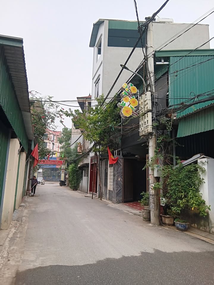 Đất thổ cư 50m² tại thôn Du Nội, Đông Anh - Sổ đỏ chính chủ, ô tô vào tận nơi!