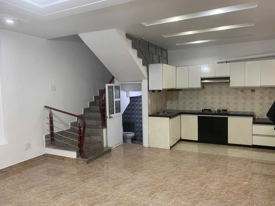 Nhà 3 tầng ngõ 311 Đằng Hải, Hải An, Hải Phòng 43m² giá 2.6 tỷ - Chính chủ, có dòng tiền đều!