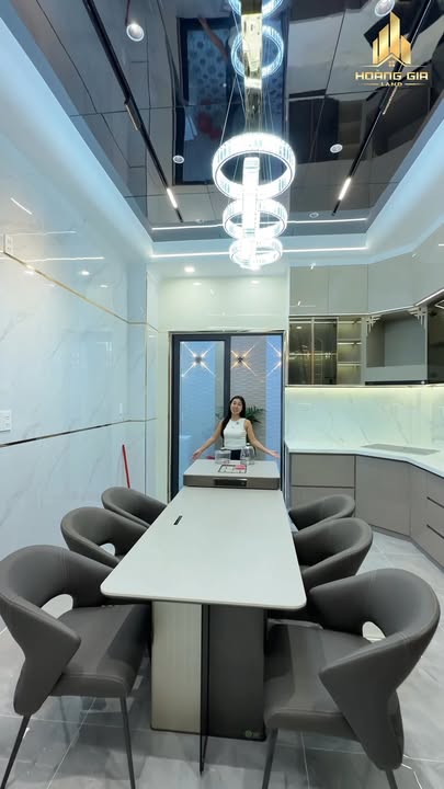 Nhà mặt tiền hẻm kinh doanh Quang Trung 92m² giá 16.008 tỷ - Full nội thất, sẵn sàng ở ngay!