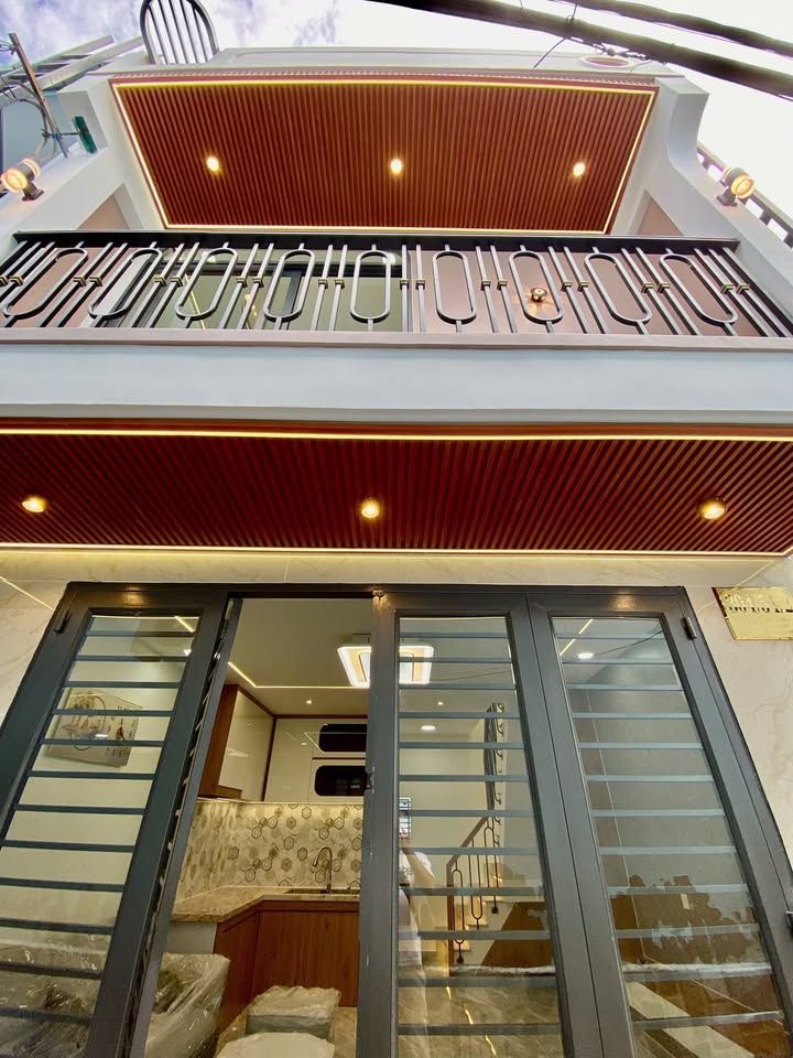 Nhà đẹp 2PN Tân Sơn Nhì 28.35m² giá 3.65 tỷ - Đón Tết ngay!