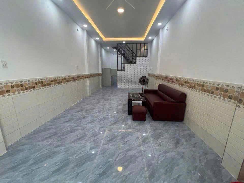 Nhà 2 tầng hẻm đường 138, Tân Phú, Thủ Đức 32m² giá chỉ 3.2 tỷ - Bán gấp trong tuần!