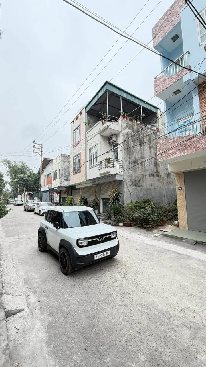 Đất nền Cẩm Thủy 60m² giá 2.45 tỷ - Hướng Bắc, mặt tiền 4.2m, ô tô đỗ thoải mái!