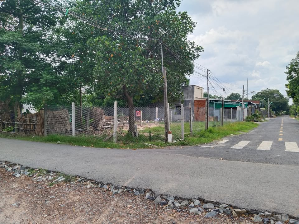 Đất 2 mặt tiền nhựa Hòa Thành 178m² giá chỉ 11.375 tỷ - Đầu tư sinh lời ngay!