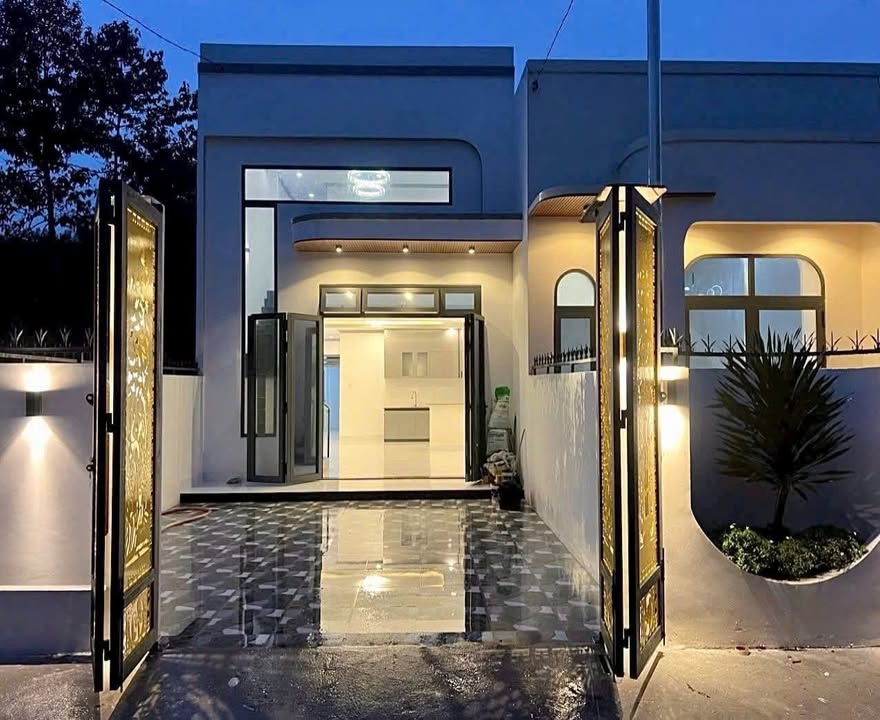 Nhà gác lửng hiện đại tại Bến Cát 112m² giá 1.8 tỷ - Sổ hồng chính chủ!