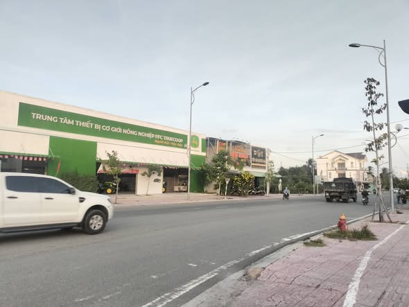 Đất nền mặt tiền Ngô Gia Tự, Đài Sơn, Phan Rang 125,71m² giá chỉ 3,7 tỷ - Cơ hội đầu tư hiếm có!